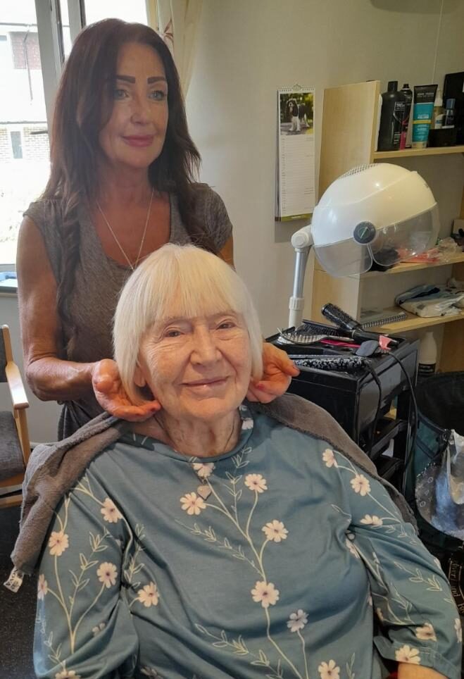 resident-getting-hair-done